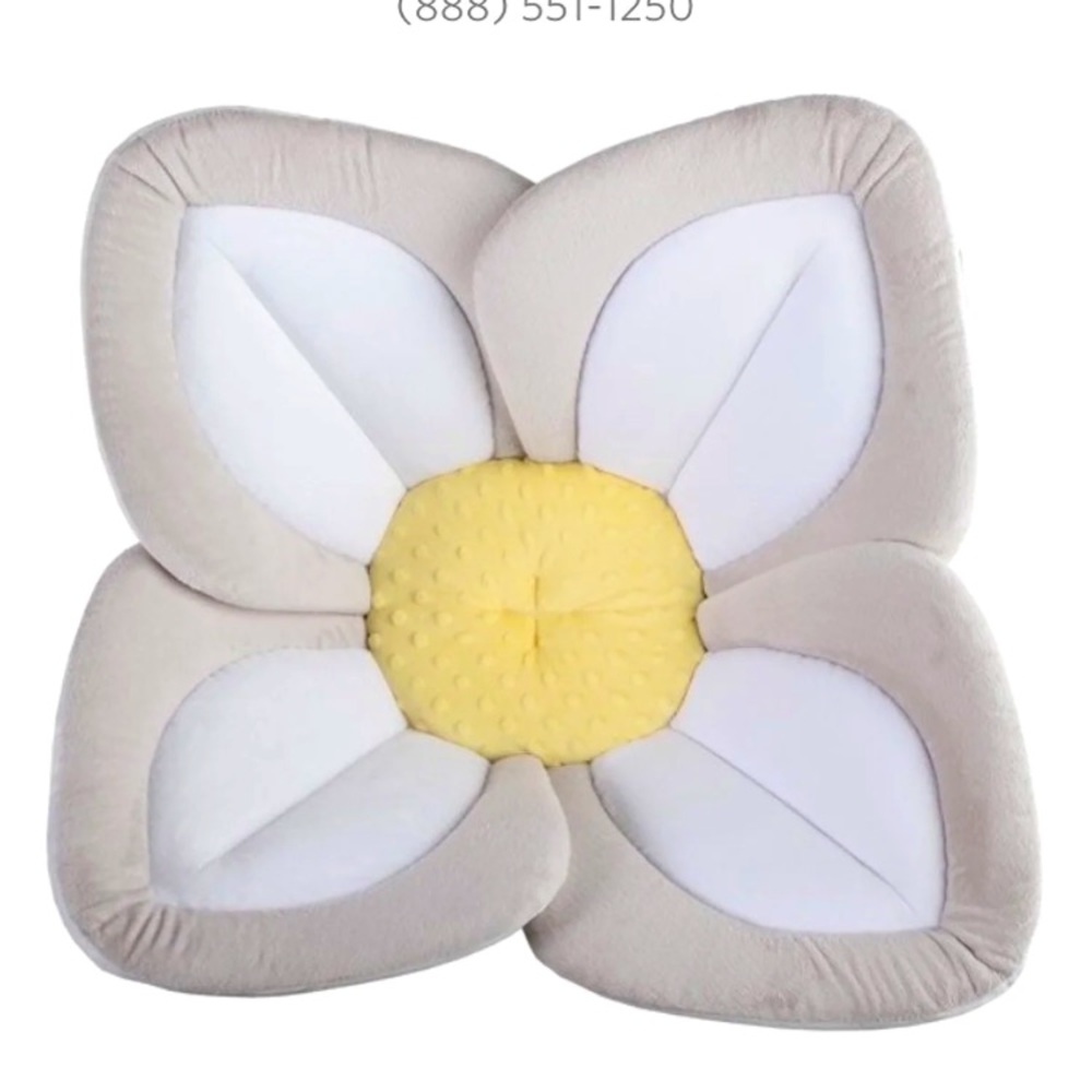 Blooming baby lotus bath